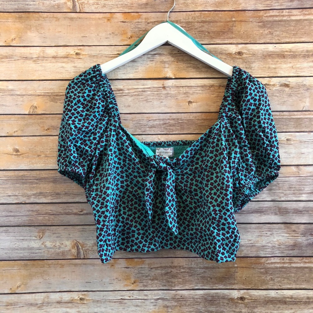 Band of Gypsies Santo Domingo Floral Crop Top Size Medium NWT